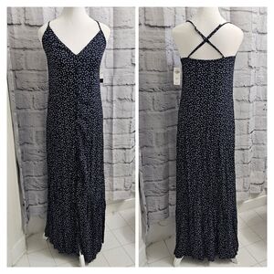 Abercrombie & Fitch Navy and White Foral Maxi Dress Size Medium